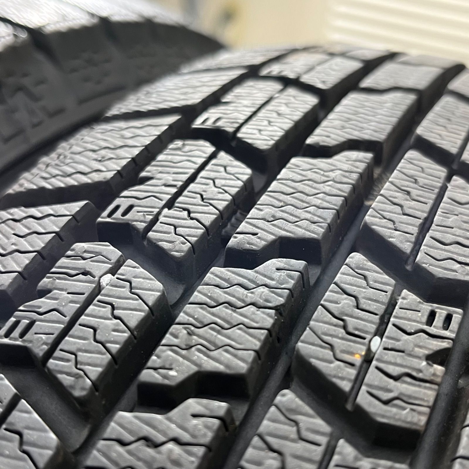 最大90％オフ送料無料。 19年製 145 80R13 グッドイヤー アイスナビ7 ダイハツ ミラ ムーヴ タント スタッドレスタイヤ 1080R