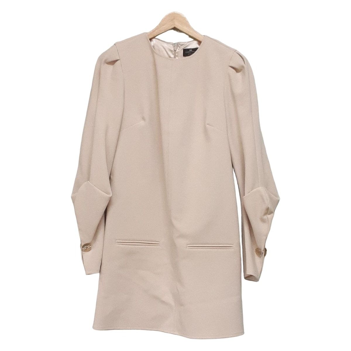 ELISABETTA FRANCHI エリザベッタフランキ ワンピース サイズ42 L レディース - ピンクベージュ クルーネック 長袖 ひざ丈