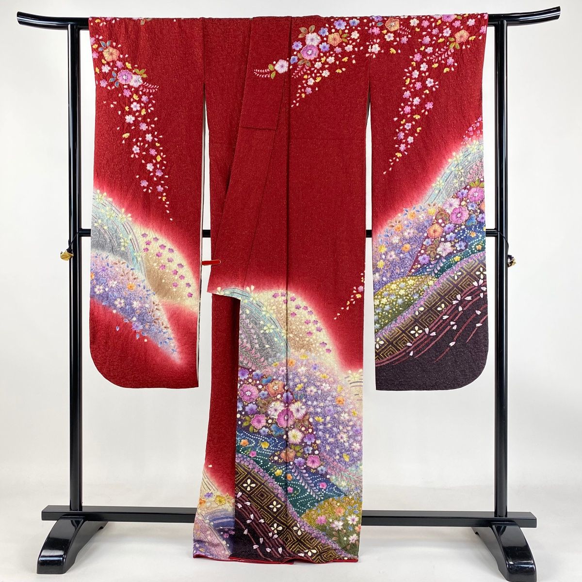 振袖 身丈163cm 裄丈68cm L 袷 落款あり 牡丹 草花 金彩 染め分け 抹茶色 正絹 秀品 三つ紋 中古 振袖 身丈163cm 裄丈68cm L 袷 落款あり 草花 雲文 染め分け 赤 正絹