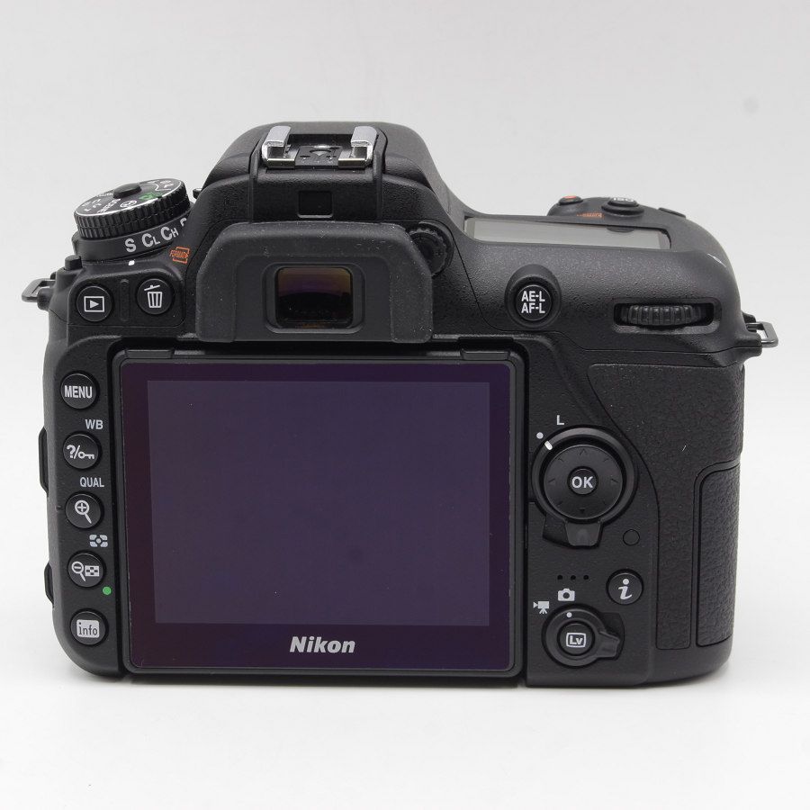 美品】Nikon D7500 18-140 VR レンズキット デジタル一眼レフカメラ ...