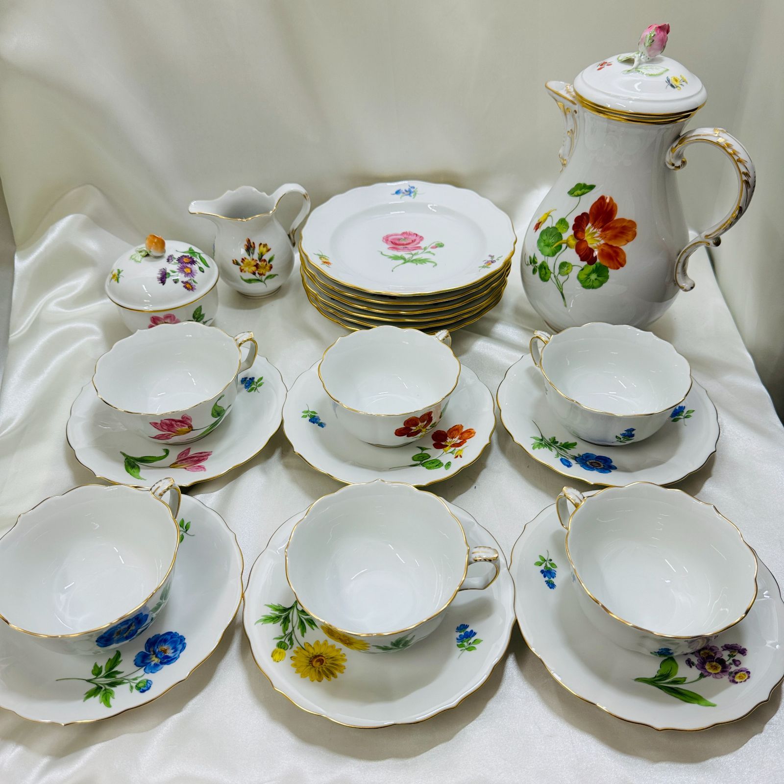 古マイセンのカップとケーキ皿 古マイセンのカップとケーキ皿 【公式通販】