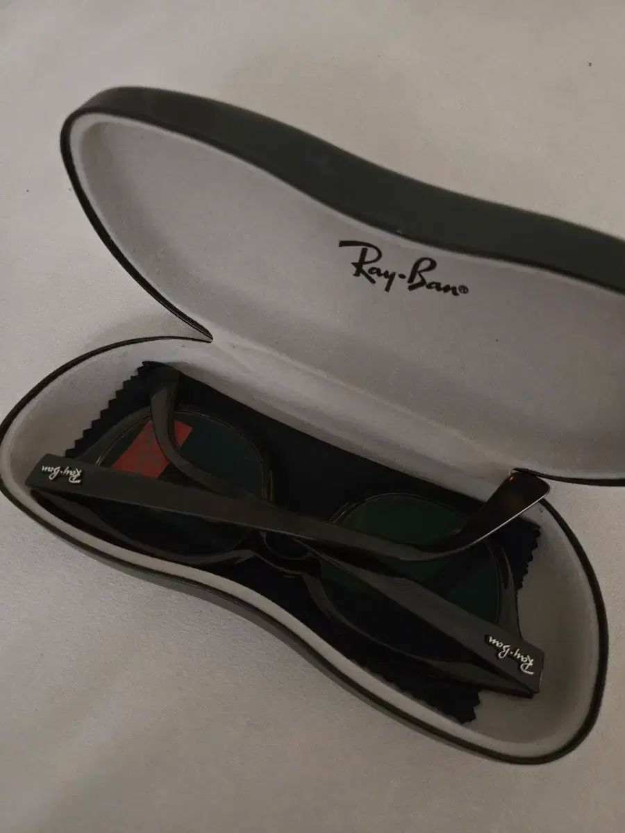 ブルーライトブロック レンズ