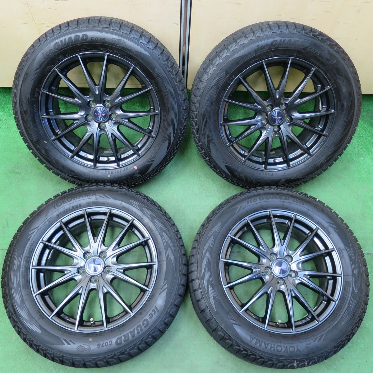 [送料無料] バリ溝！キレイ！9分スバル XV 等 225/60R17 スタッドレス ヨコハマ アイスガード G075 VELVA SPORTZ ヴェルヴァ 17インチ PCD100/5H4110902イス