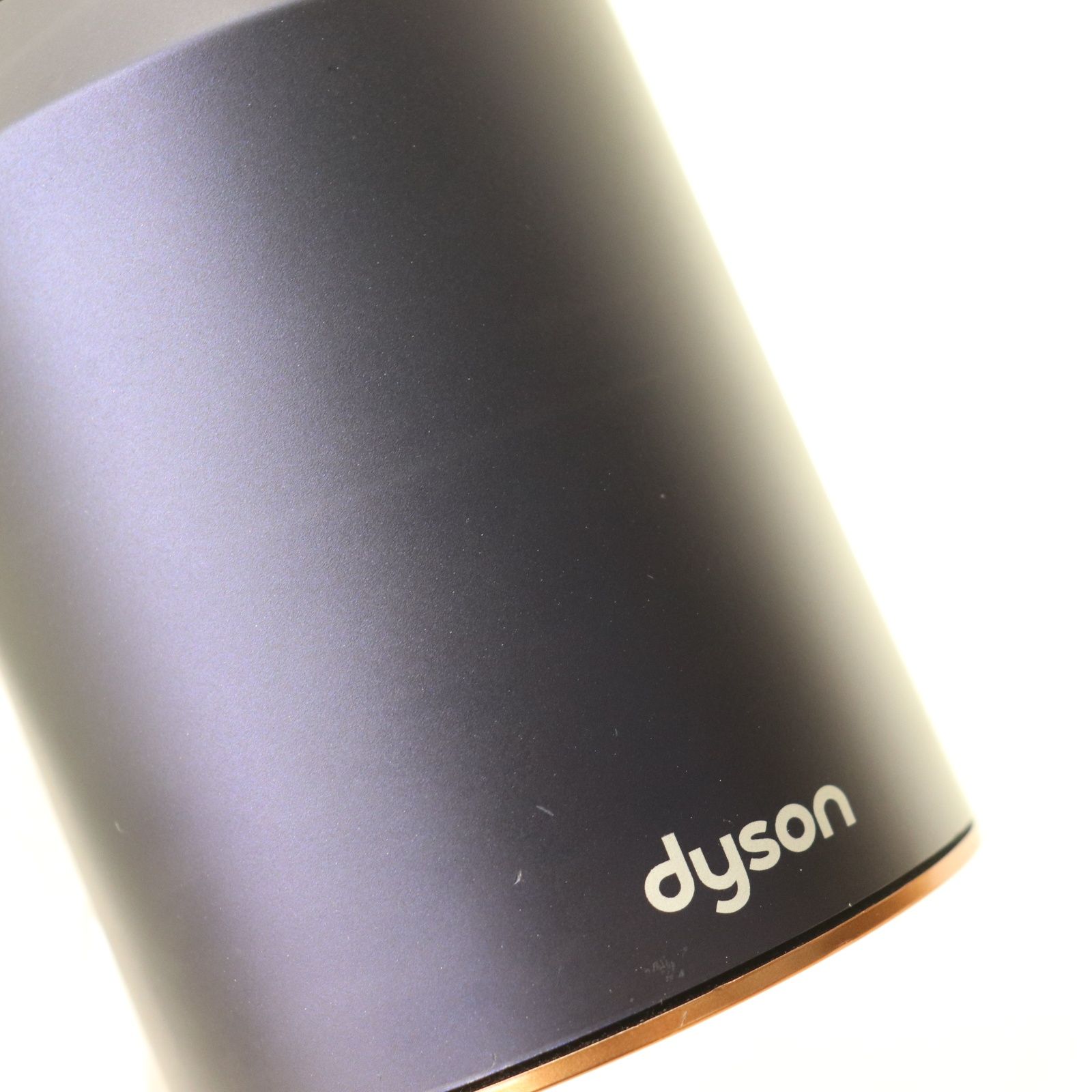 dyson ダイソンスーパーソニックヘアドライヤーHD08収納ケース付き
