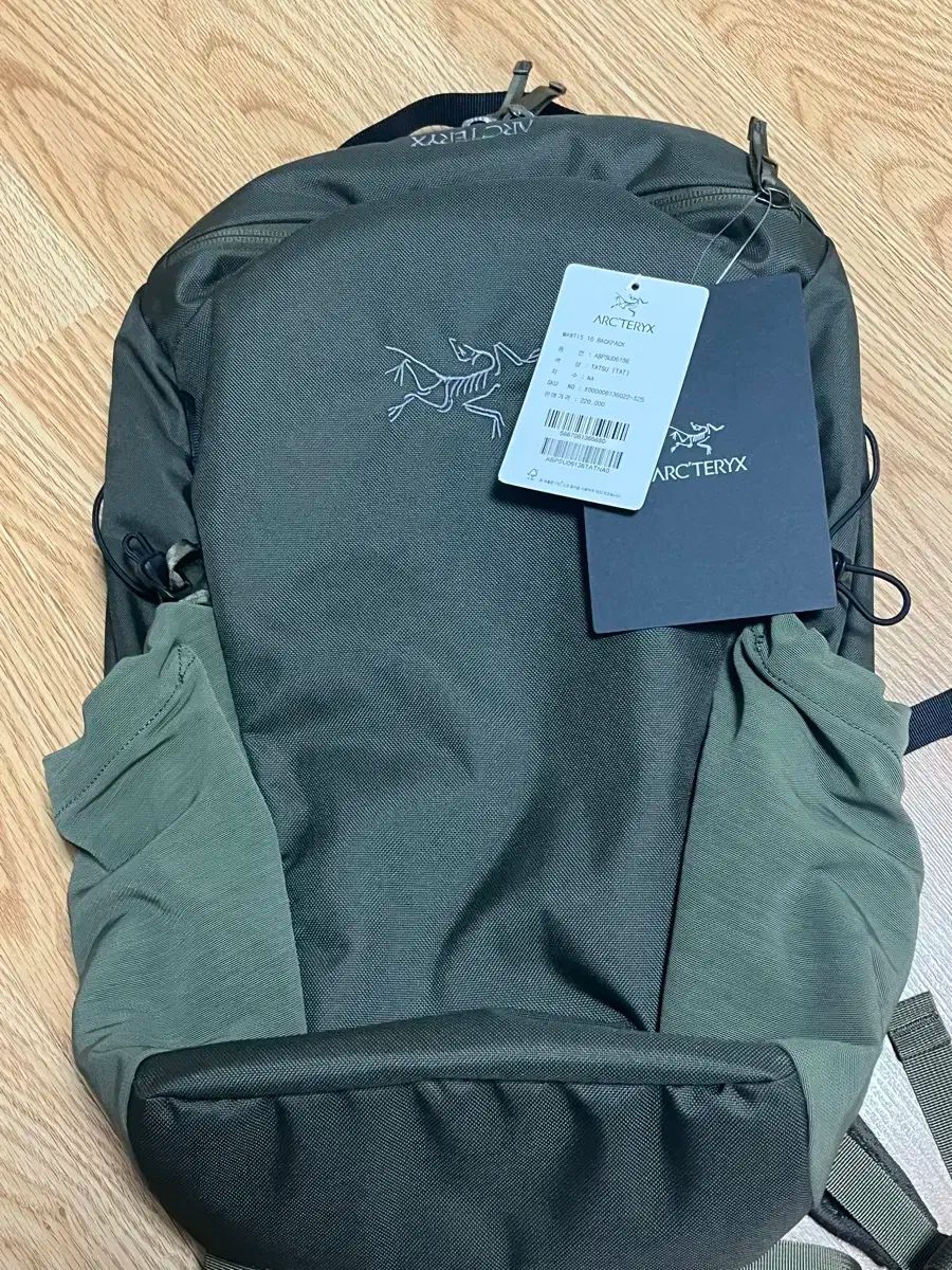ARC'TERYX(アークテリクス) マンティス 16 タツ 新品 - メルカリ