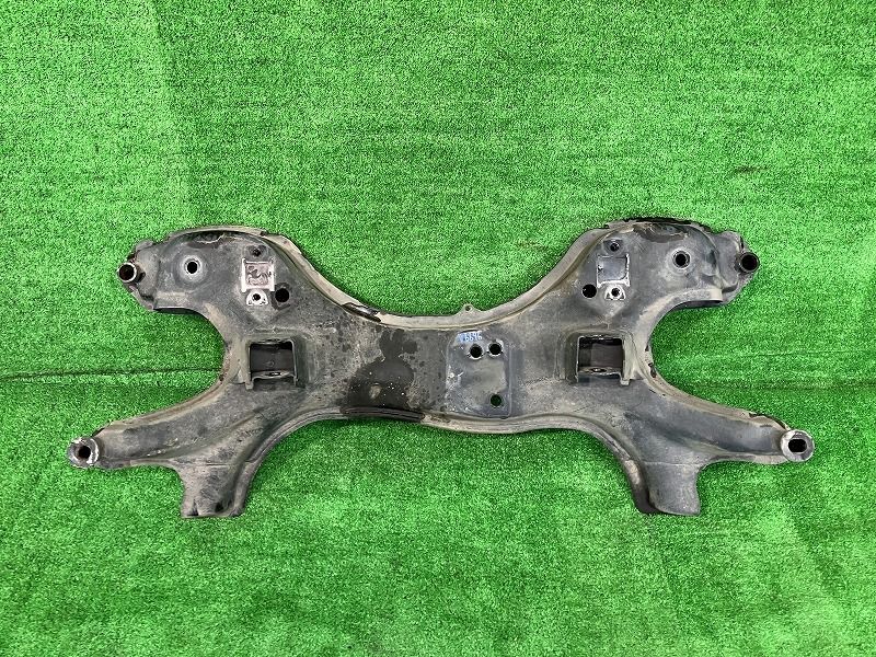 ノア AZR65G フロントメンバー X Vセレクション 4WD 8人 51201-28240 1E2