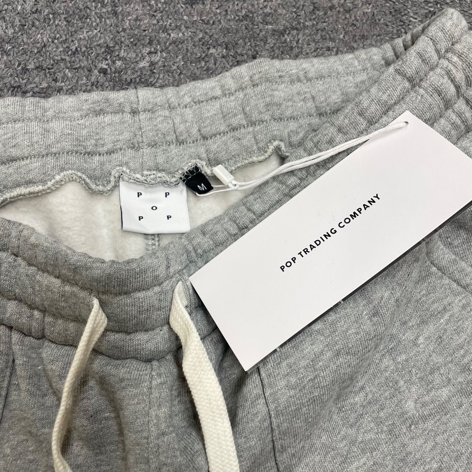 [新品]POP TRADING COMPANY テック系24SSモデル Mサイズ 新品]POP TRADING COMPANY テック系24SSモデル Mサイズ メンズ