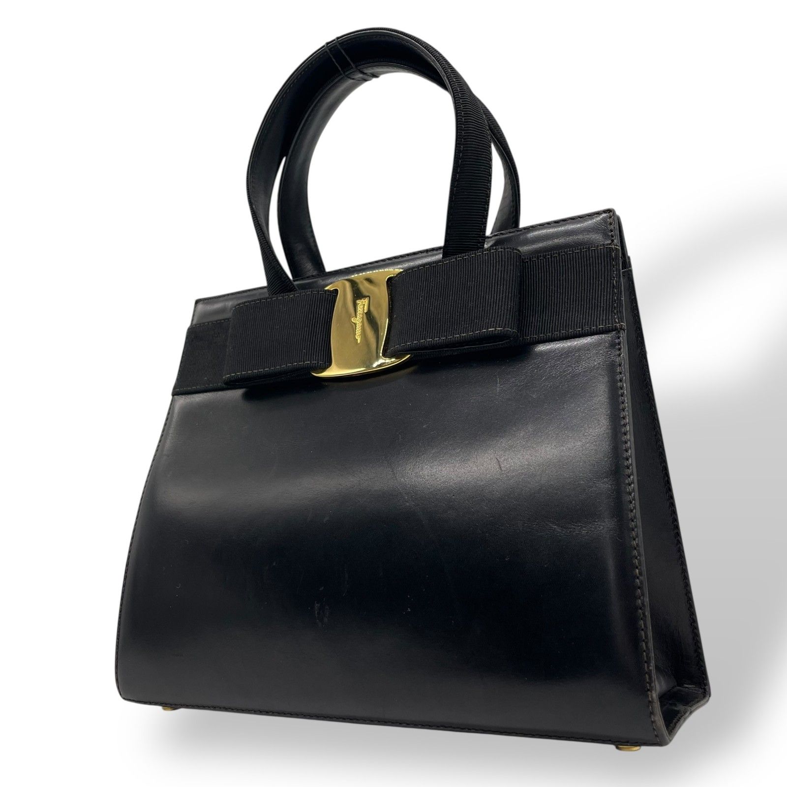 Salvatore Ferragamo ハンドバッグ 本革 金具 黒 フォーマル