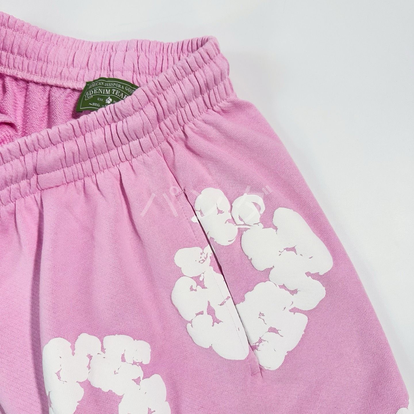 DENIM TEARS COTTON WREATH SWEAT SHORTS コットンスウェット