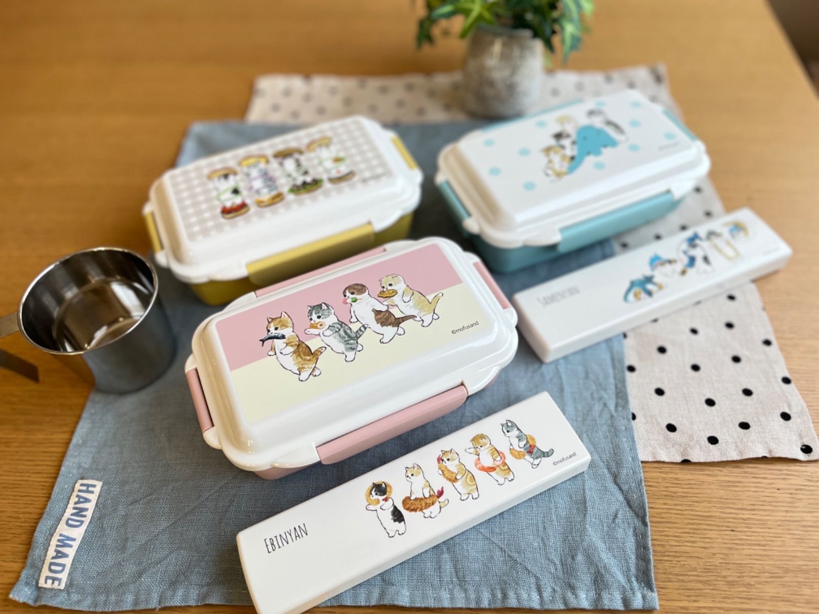 《新春セール》もふさんど ランチボックス（花より団子にゃん）&コンビセット（えび天にゃん） 安全安心の日本製　★★新品未開封★★   《送料無料》