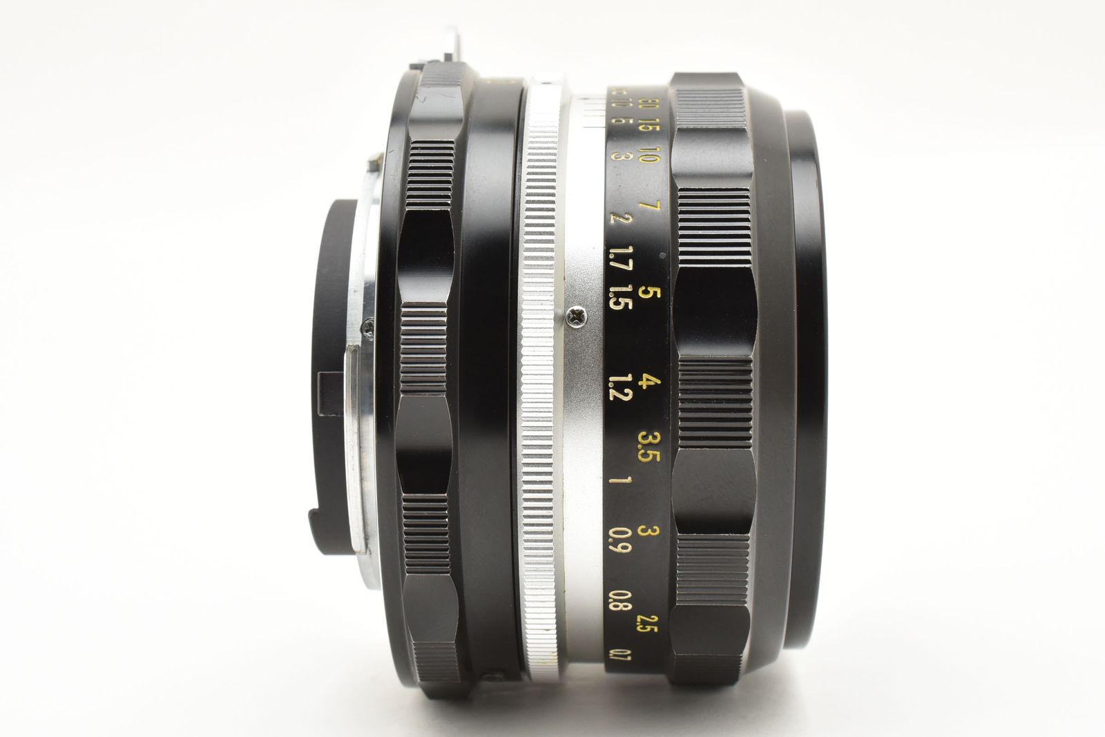 Nikon NIKKOR-H.C Auto 50mm F2 非Ai #8783 オールドレンズ】美しい描写が得られる標準レンズ「NIKKOR-HC