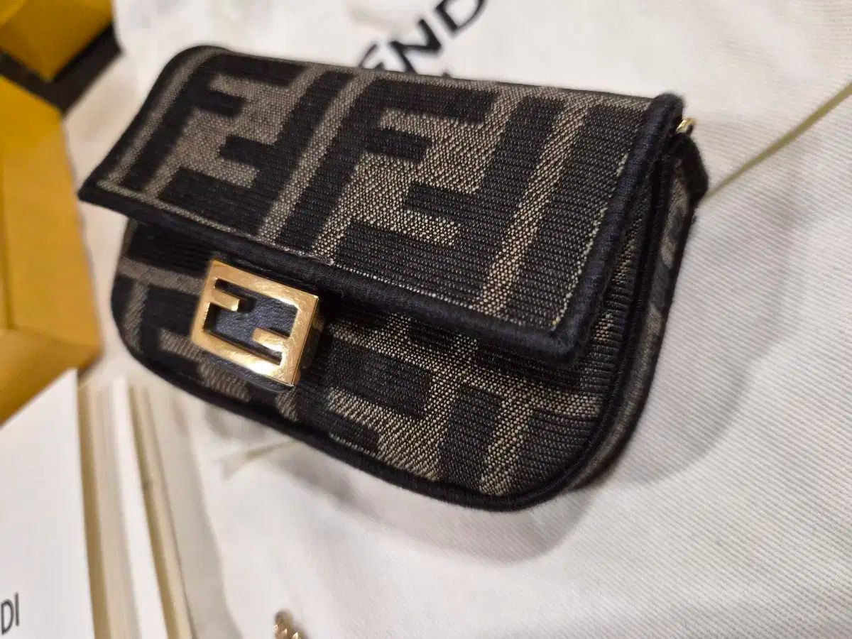 バゲットバッグ