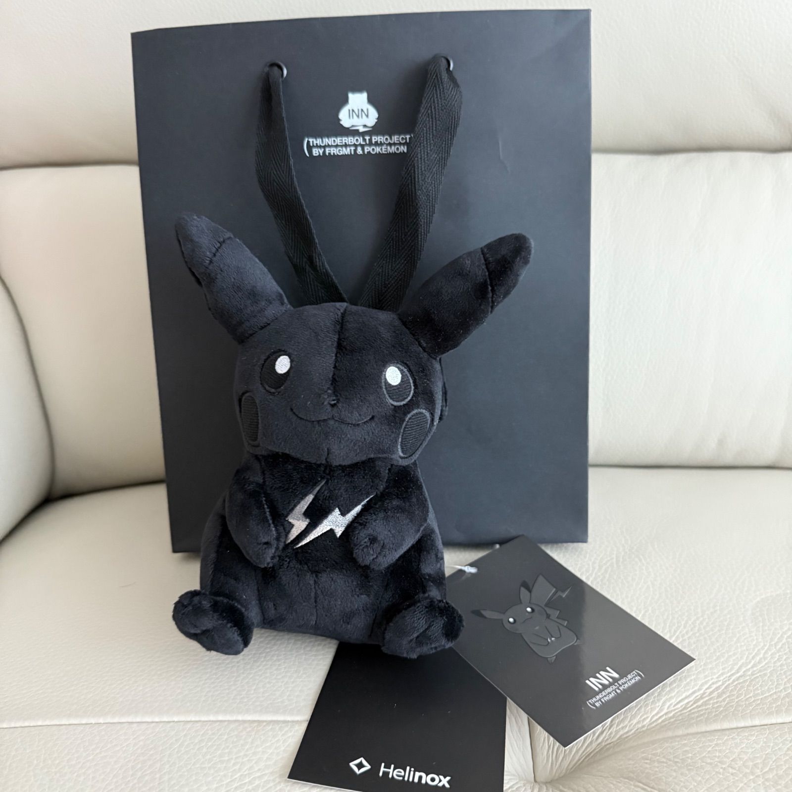 FRAGMENT - INN THUNDERBOLT PROJECT ぬいぐるみ  ピカチュウ Fragment Design ×POKEMON INN THUNDERBOLT PROJECT ピカチュウ