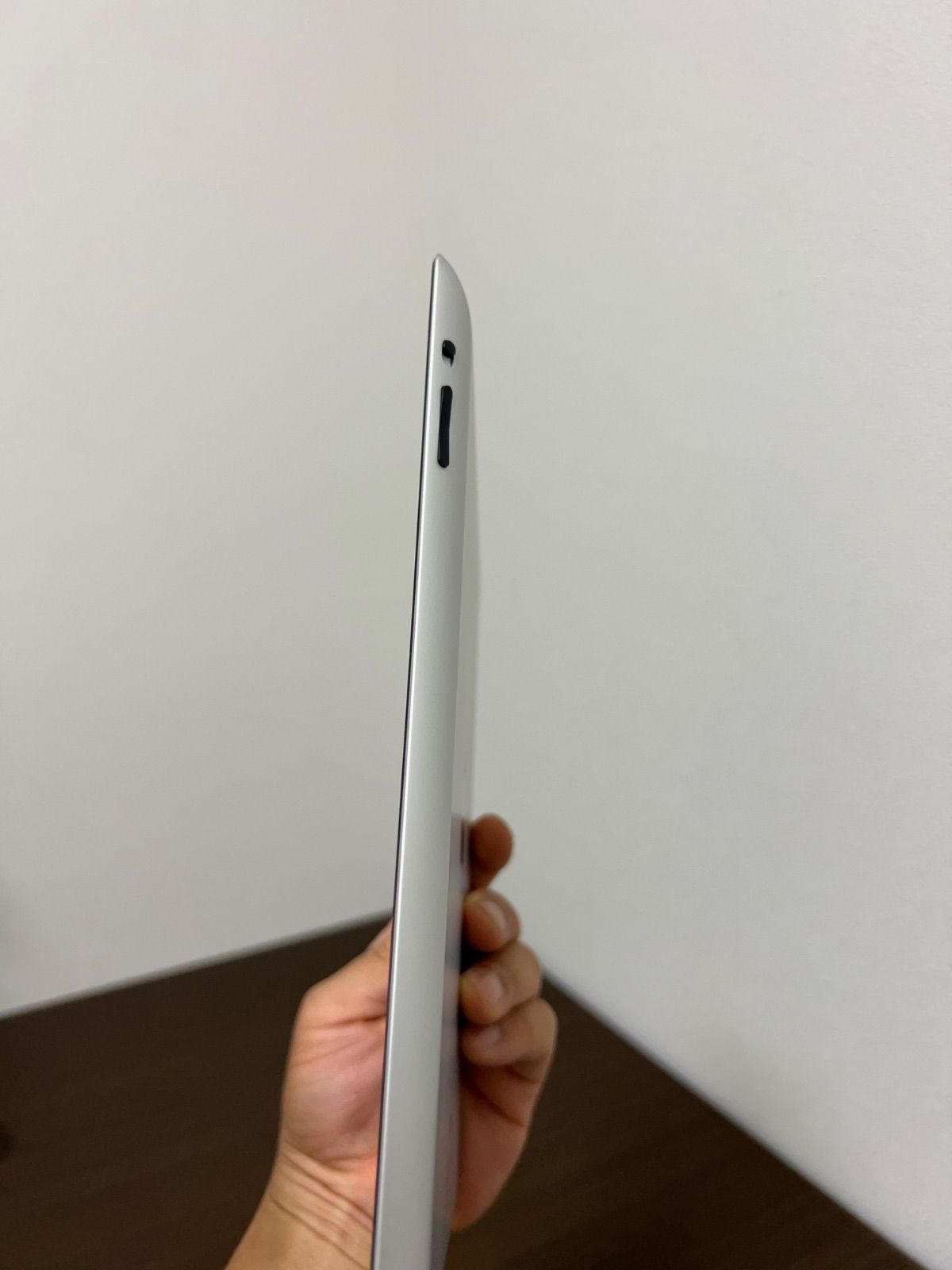 Apple iPad シルバー　第4世代　32GB Apple iPad 第4世代 シルバー 32GB 送料込iPad 第4世代32GB Wi-Fi