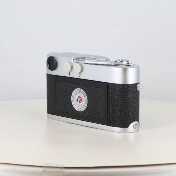 西村功 赤帽を呼ぶ赤帽 油彩 10号 Z119 西村功 赤帽を呼ぶ赤帽 油彩 10