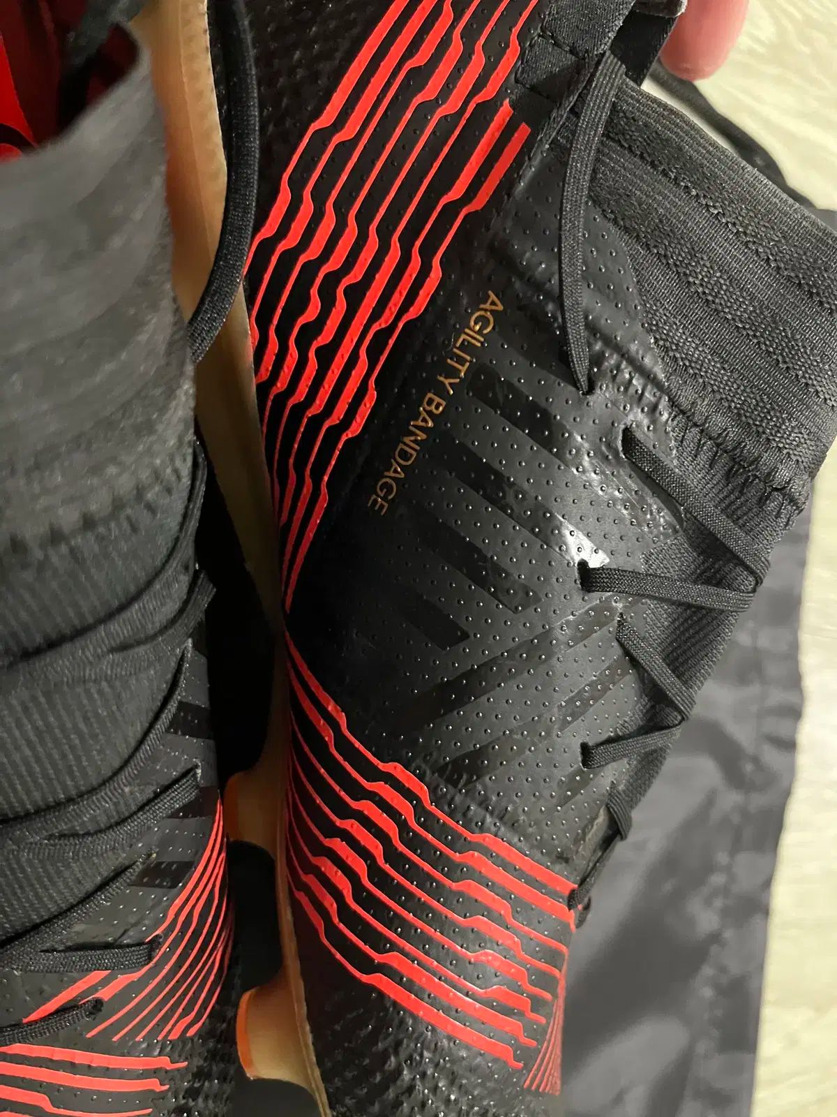 adidas アディダス