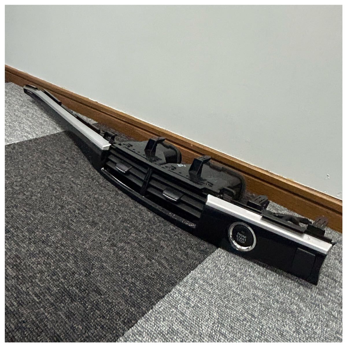 新品未使用　トヨタ　エスティマ(ACR55W) インテリアパネル トヨタ エスティマ ACR55W/GSR55W 純正フロントセンターパネル