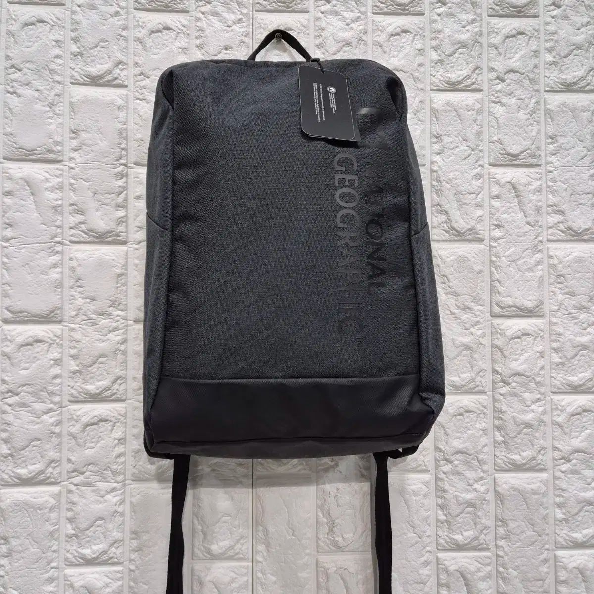 ナショナルジオグラフィック バックパック ブラック