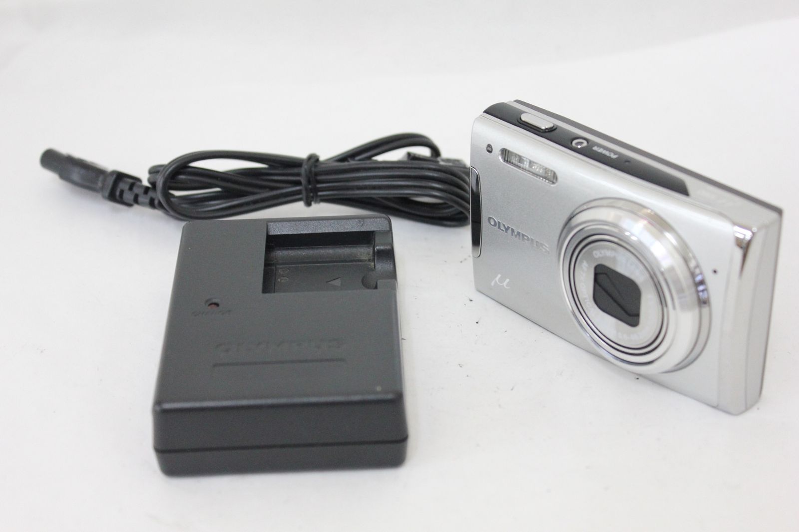 OLYMPUS μ1060(ミュー) コンパクトデジタルカメラ ケース付き OLYMPUS