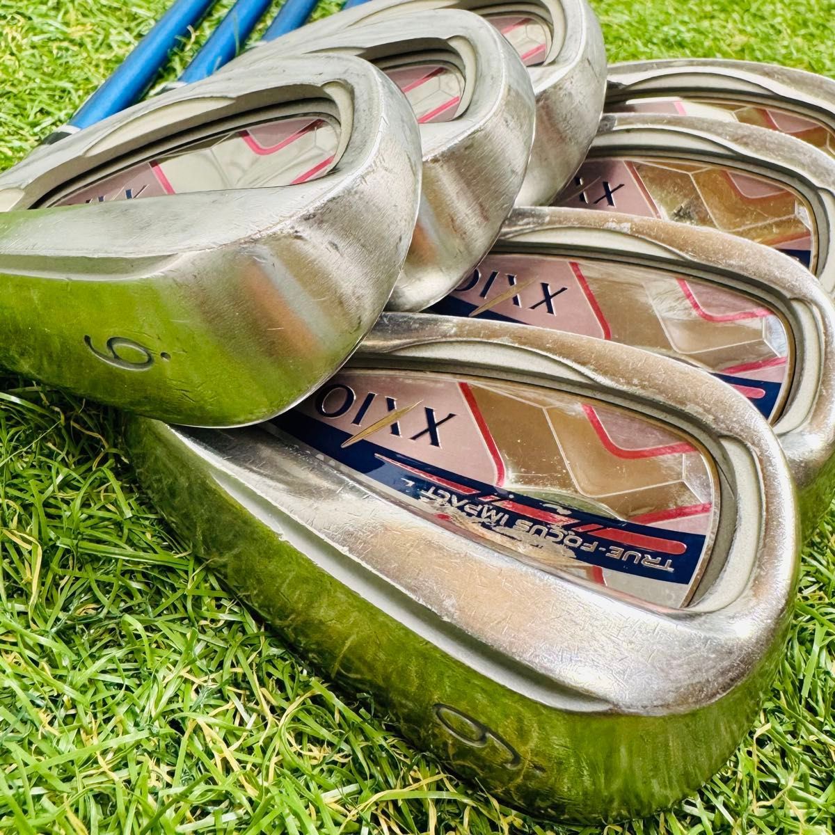 良品】10代目ゼクシオ XXIO10 レディースアイアンセット 7本 L - メルカリ 良品】10代目ゼクシオ XXIO10 レディースアイアンセット 7本 L - メルカリ