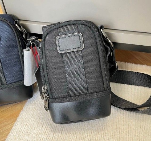 TUMIショルダーバッグ スマホショルダーバッグ