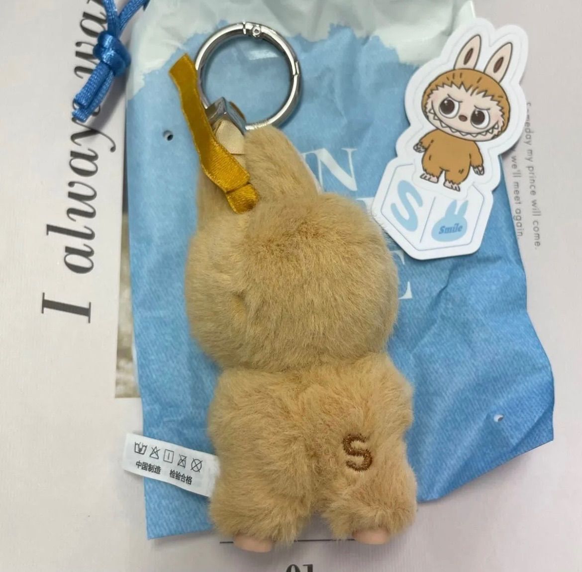 ラブブ PIN FOR LOVE シリーズ ぬいぐるみ ペンダント S - メルカリ