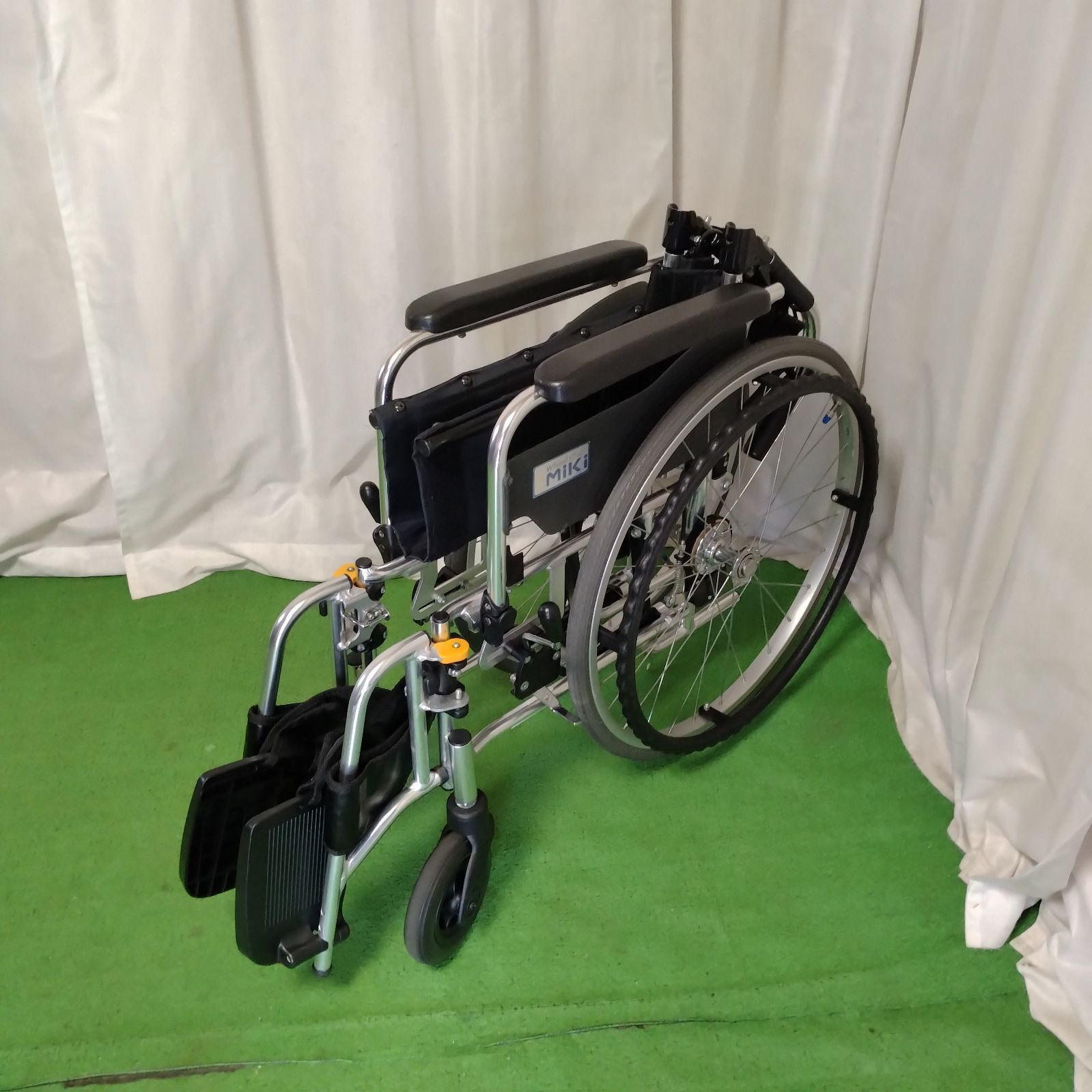 MIKI アルミ車椅子 自走式 手折れ式 中古