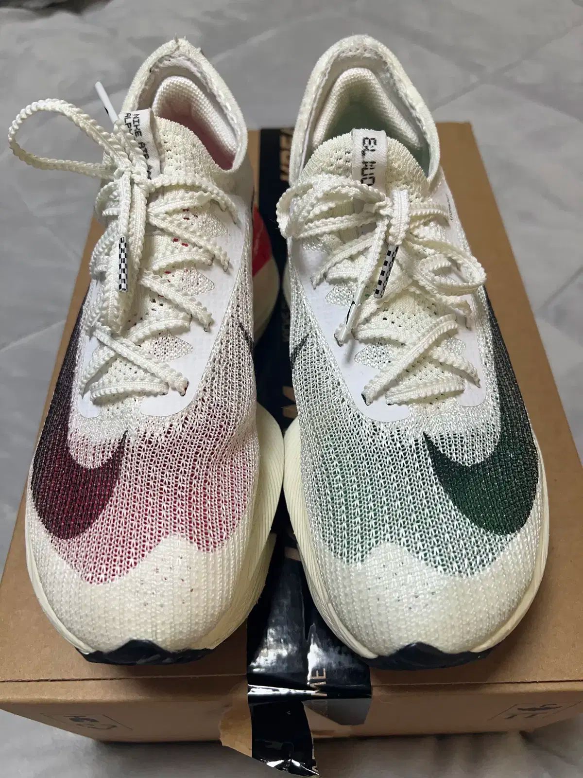 ナイキ アルファフライ ネクスト％ エルウッド キプチョゲ ケニア 250サイズ