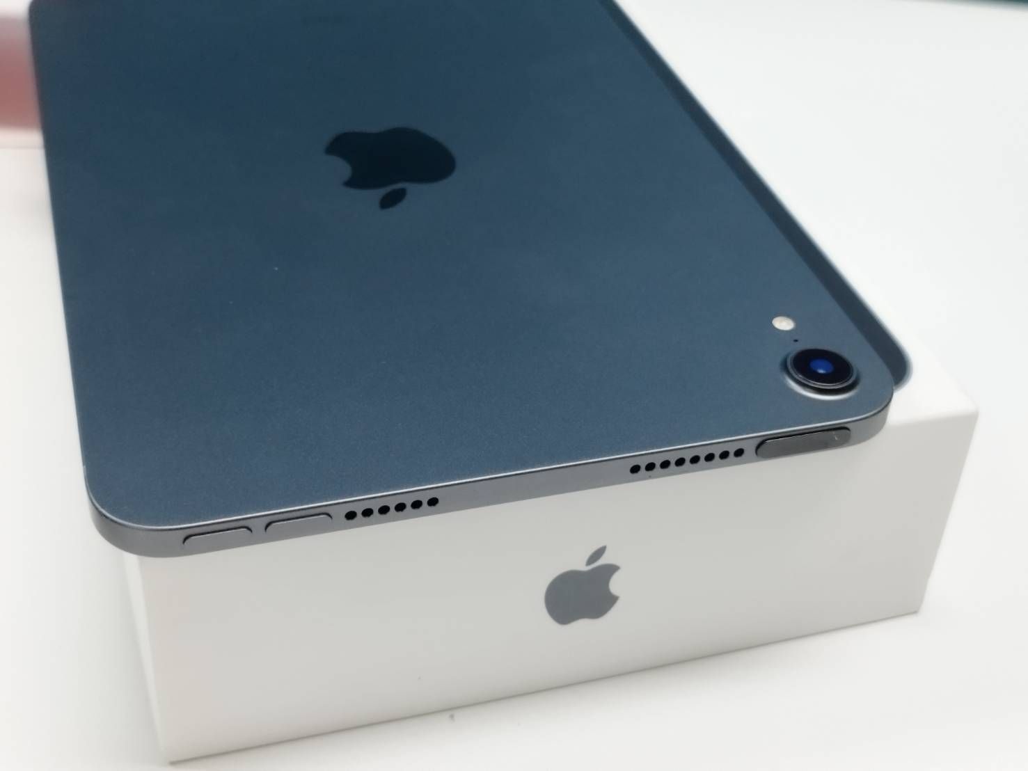 第6世代 iPad mini6 Wi-Fi 64GB スターライト 【公式通販】