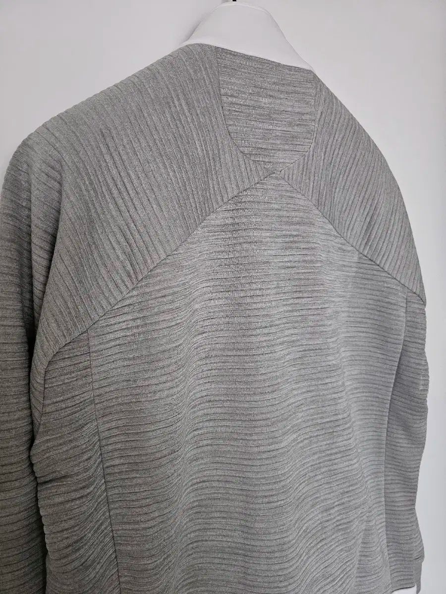 激安で送料無料です！ FootJoy FJ フルジップアップ ストレッチ 軽量 ジャケット XL 105