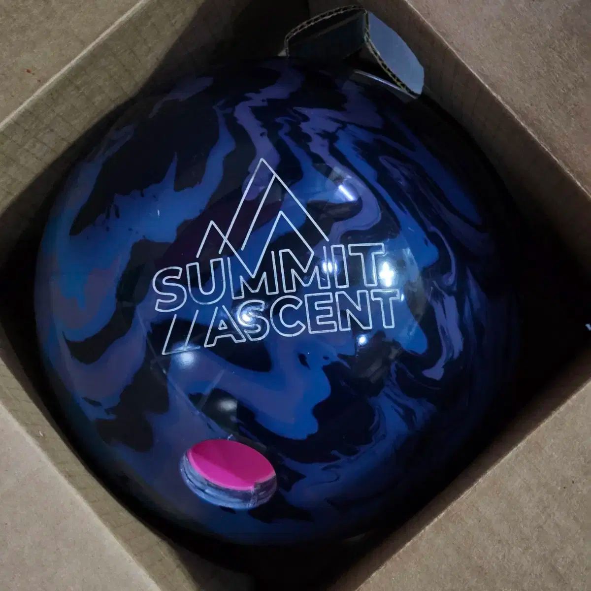 SUMMIT Ascent ボウリングボール 14ポンド SUMMIT Ascent ボウリング