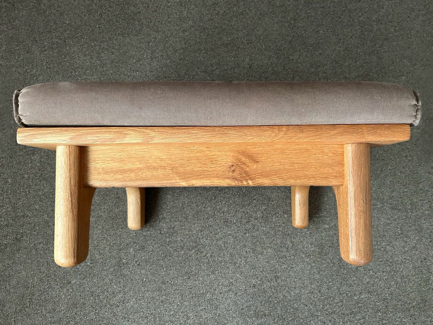 飛騨産業】森のことばスツール SN105S OF 98（廃盤品） - メルカリ