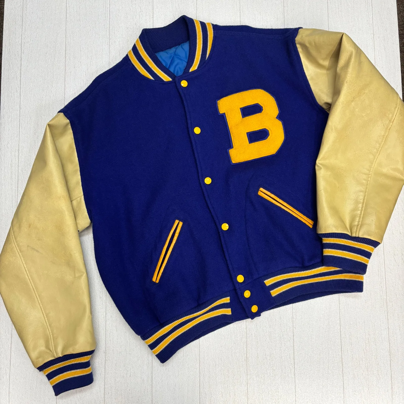 2025年最新】tm athletics スタジャンの人気アイテム - メルカリ