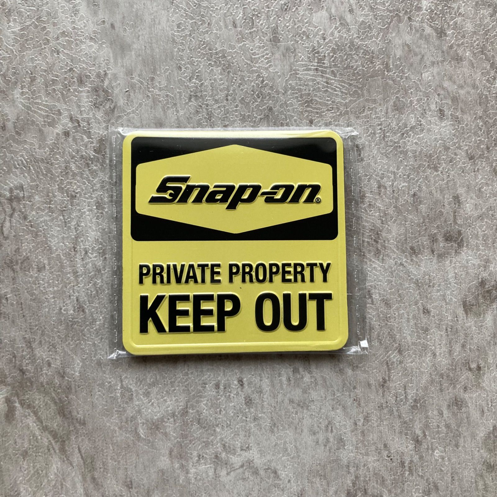 Snap-on スナップオン マグネットミニサイン KEEP OUT BWL9150SK - メルカリ