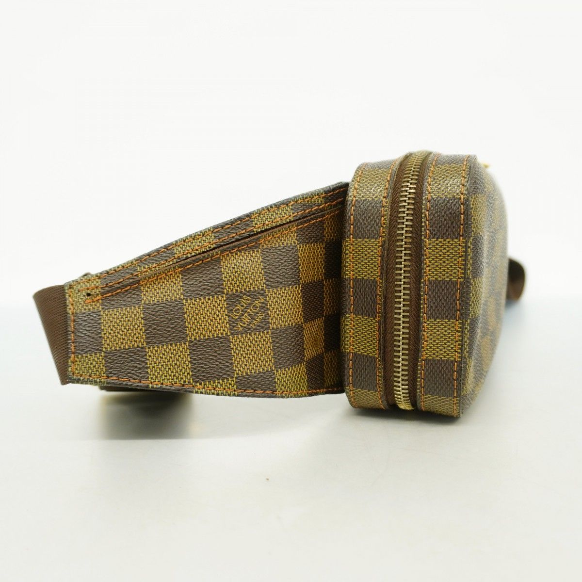 ルイヴィトン ボディバッグ