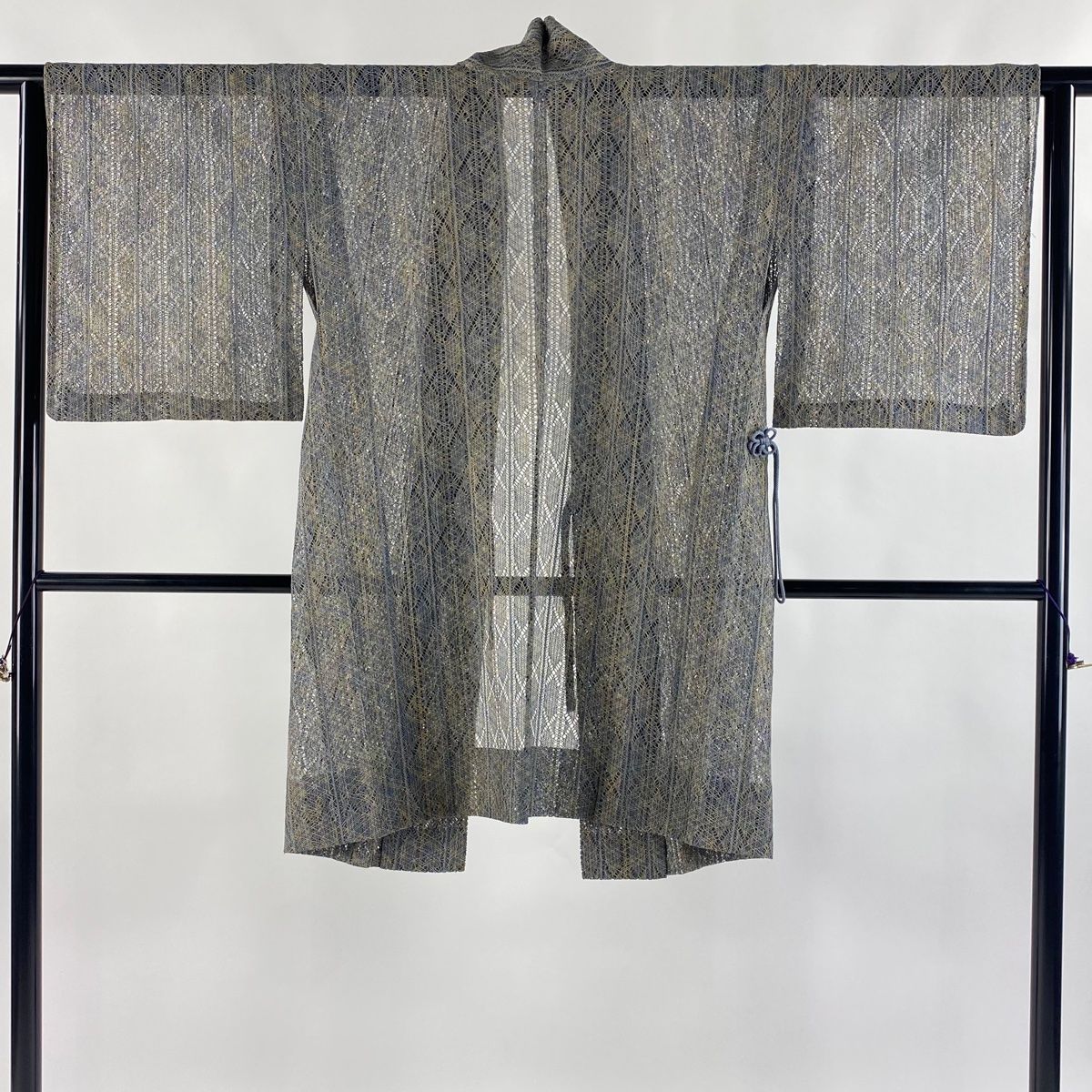 道中着 身丈98.5cm 裄丈63cm S 和装コート 本場大島萬葉土染 落款 証紙 幾何学 縞 青灰色 正絹