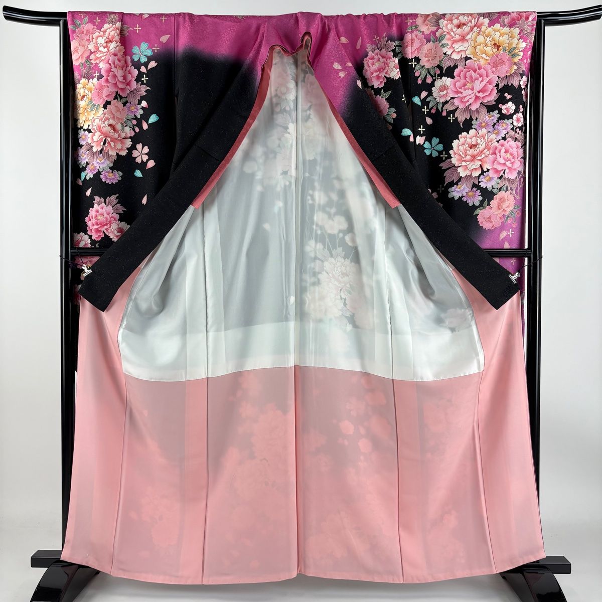 振袖 袷 牡丹 L 正絹 桜 裄丈68cm 身丈161.5cm 金糸 赤 箔 落款 M 金彩 