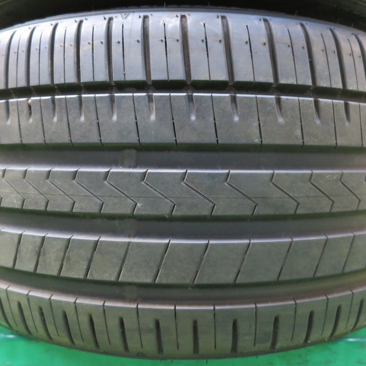 送料無料] バリ溝！8.5分☆275/30R20 ファルケン アゼニス FK510
