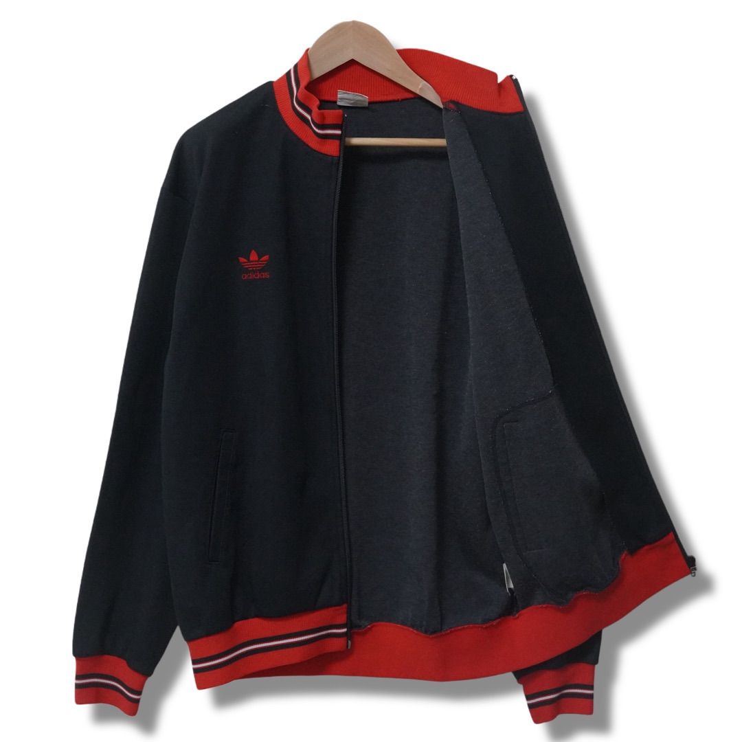90年代　アディダス　トラックジャケット　デサント製　日本製　ブラック　XO USED【 adidas 】90sトラックジャケット（デサント製）／MENS：M