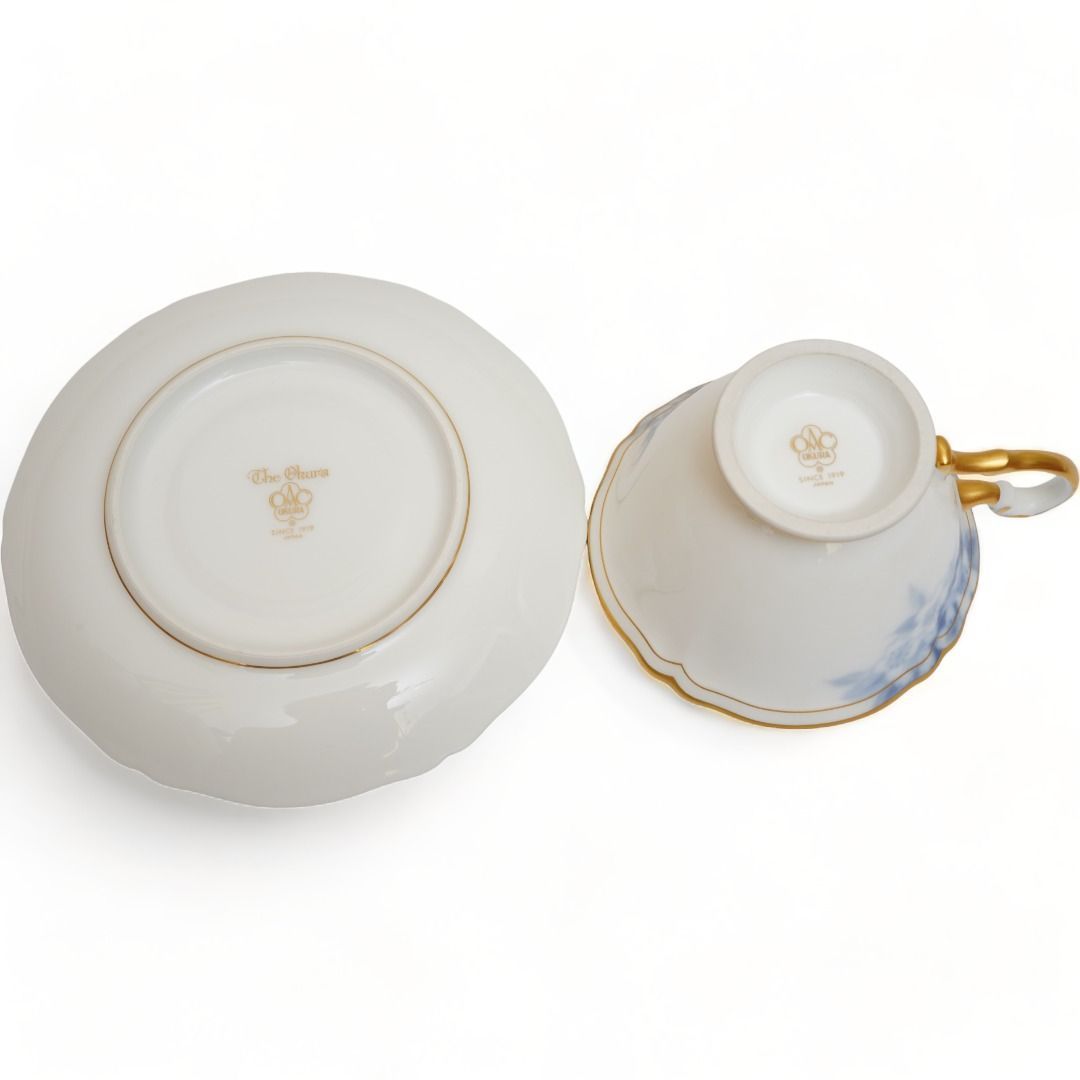 超希少】 大倉陶園 THE OKURA カップ&ソーサー 左には桜、右には