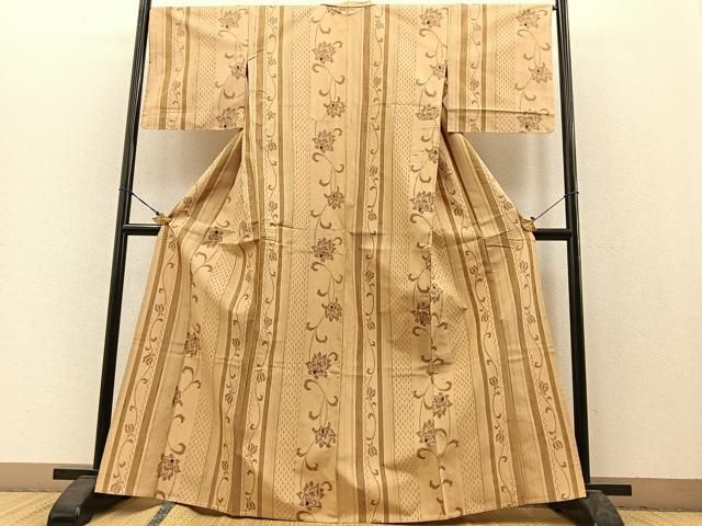 平和屋着物▽上質な色無地 単衣 草花地紋 若芽色 正絹 逸品