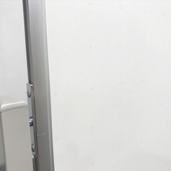 片面暗線入り 内田洋行