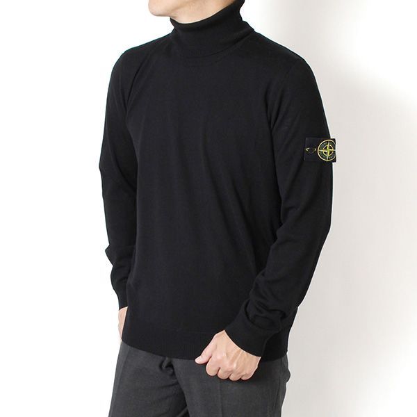 25AWモデル ストーンアイランド STONE ISLAND バッジワッペン付き