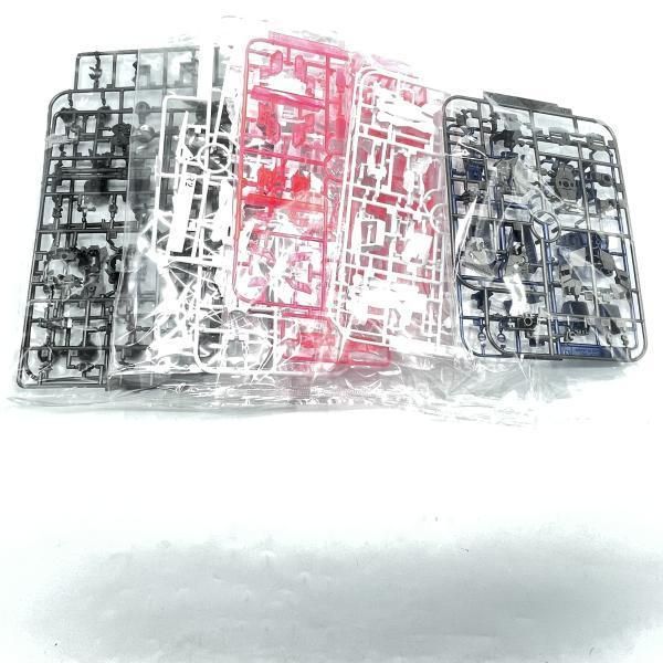 BANDAI - 【中古】ｶﾞﾝﾀﾞﾑ）MG 1/100 ﾕﾆｺｰﾝｶﾞﾝﾀﾞﾑ　バンダイ[92][240092208489] Amazon | MG 1/100 RX-0 ユニコーンガンダム (機動戦士ガンダム