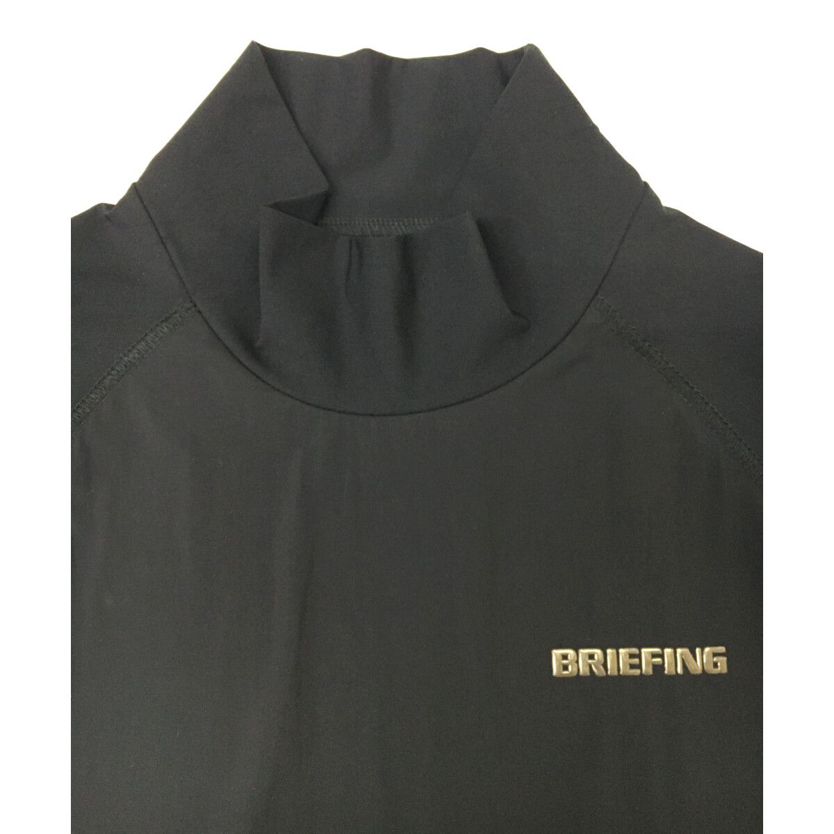 BRIEFING ブリーフィング 黒いハイネックでストレッチの効いた長袖