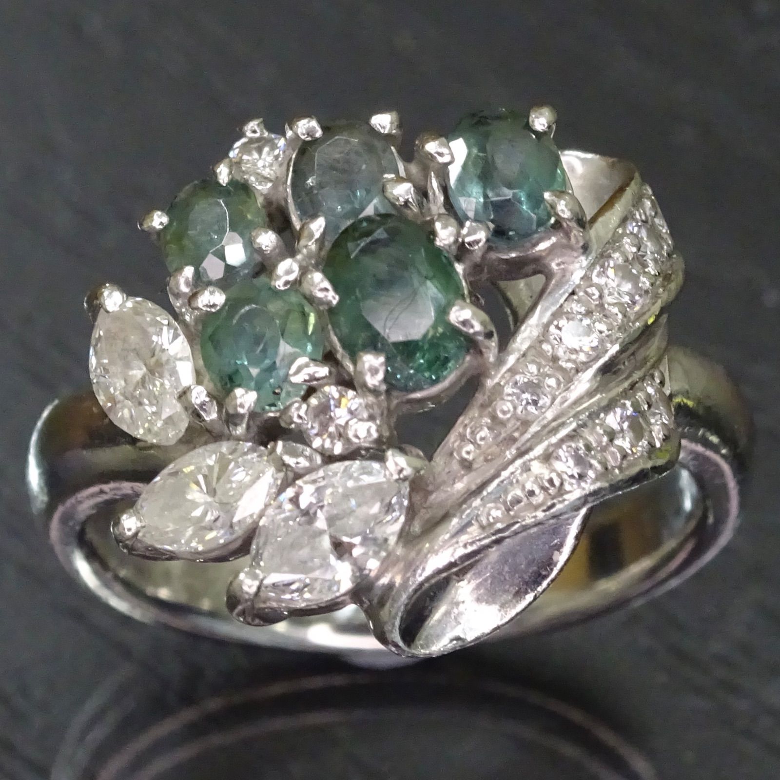 プラチナ pt900 天然アレキサンドライト0.89ct 天然ダイヤモンド0.48ct 