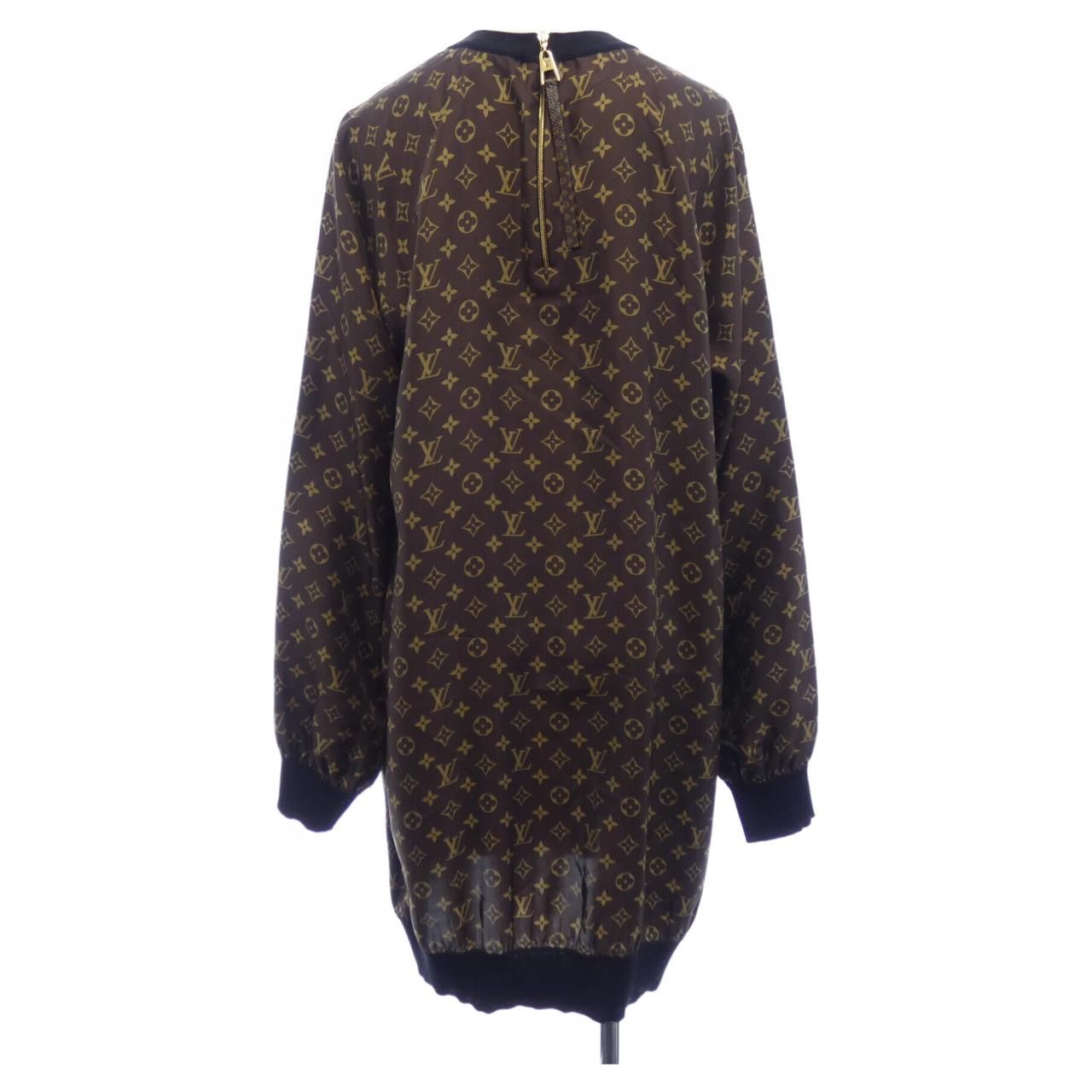 未使用タグ付き⭐️ルイヴィトン モノグラムレース切り替え ノースリーブチュニック ルイヴィトン LOUIS VUITTON チュニック 未使用タグ付き⭐️ルイ