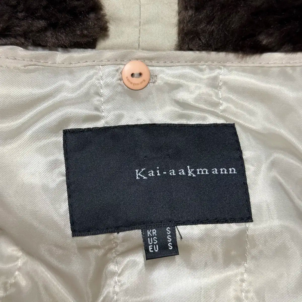 ディテール ダウン