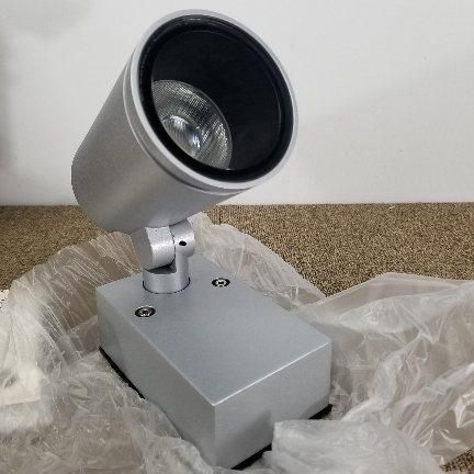 アウトドアスポットライト