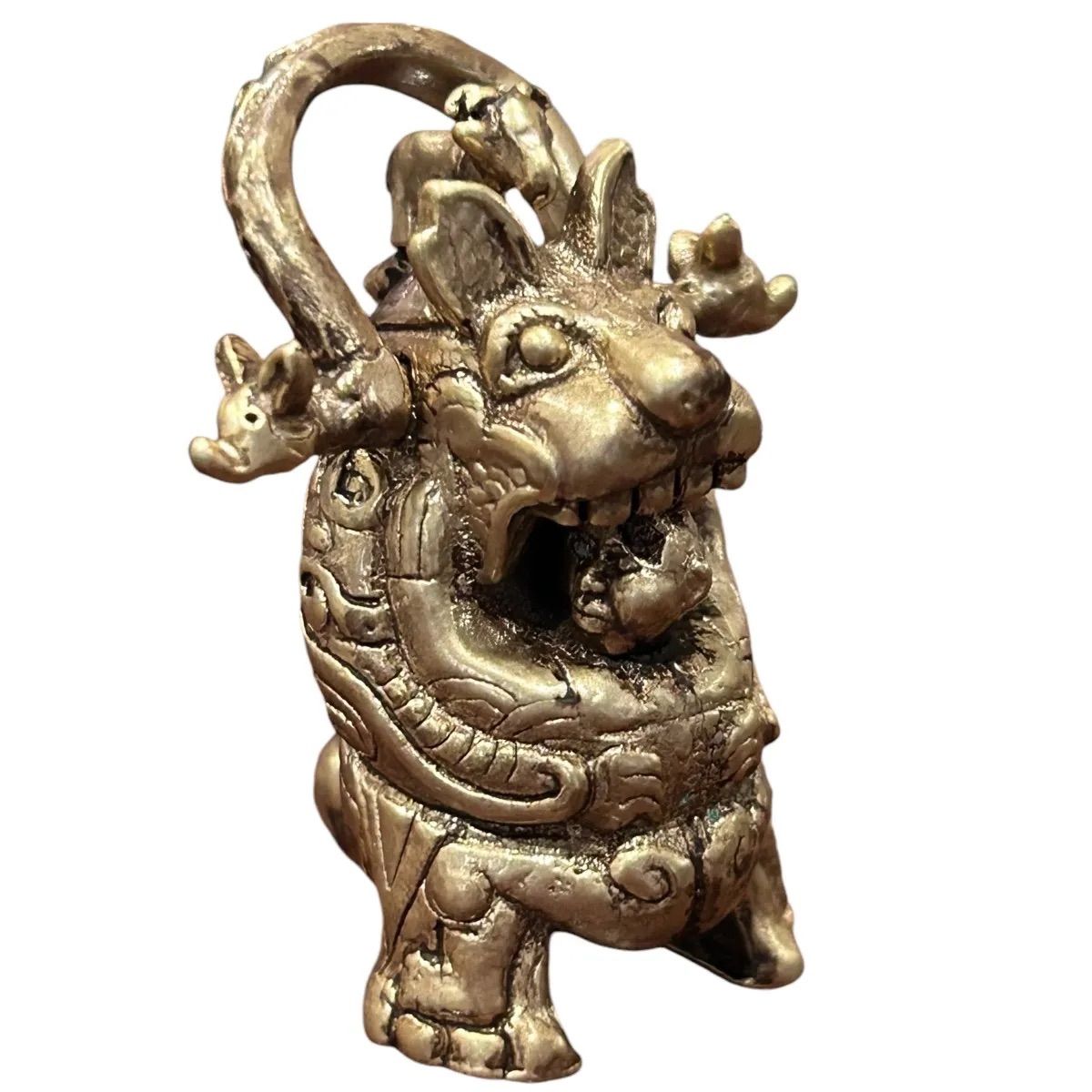 縁起物　五彩朝珠  彫刻　時代物　インテリア　根付　置物　古美術 縁起物 五彩朝珠 彫刻 時代物 インテリア 根付 置物 古美術
